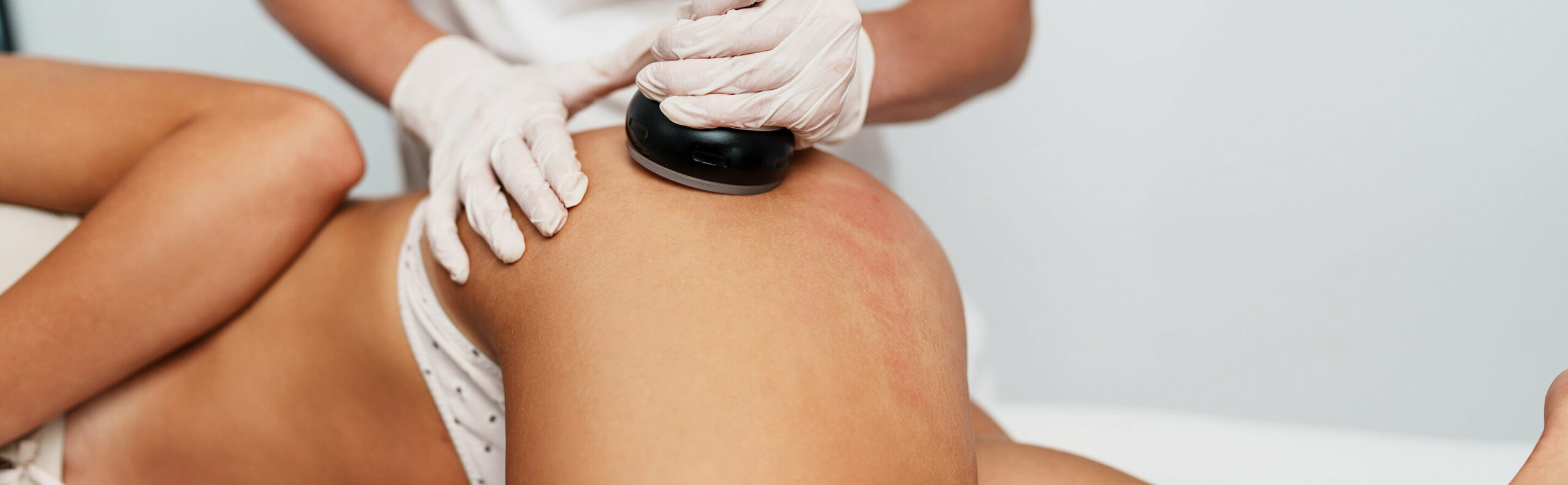Fettabsaugung (Liposuktion)